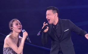 《这么近 那么远》容祖儿 张学友；祖儿演唱会现场神级合唱